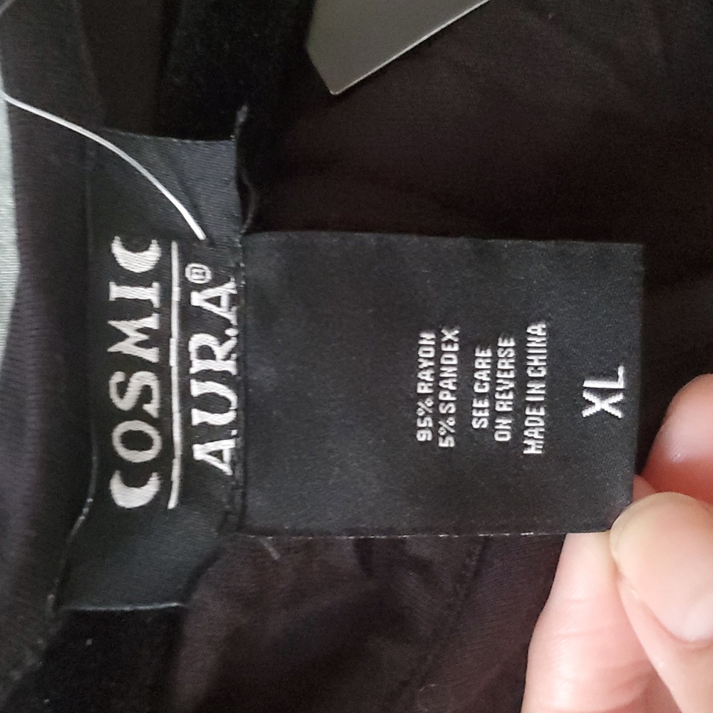 Hot Topic's Cosmic Aura Edgy Black Long Sleeve Top - Picture 7 of 9